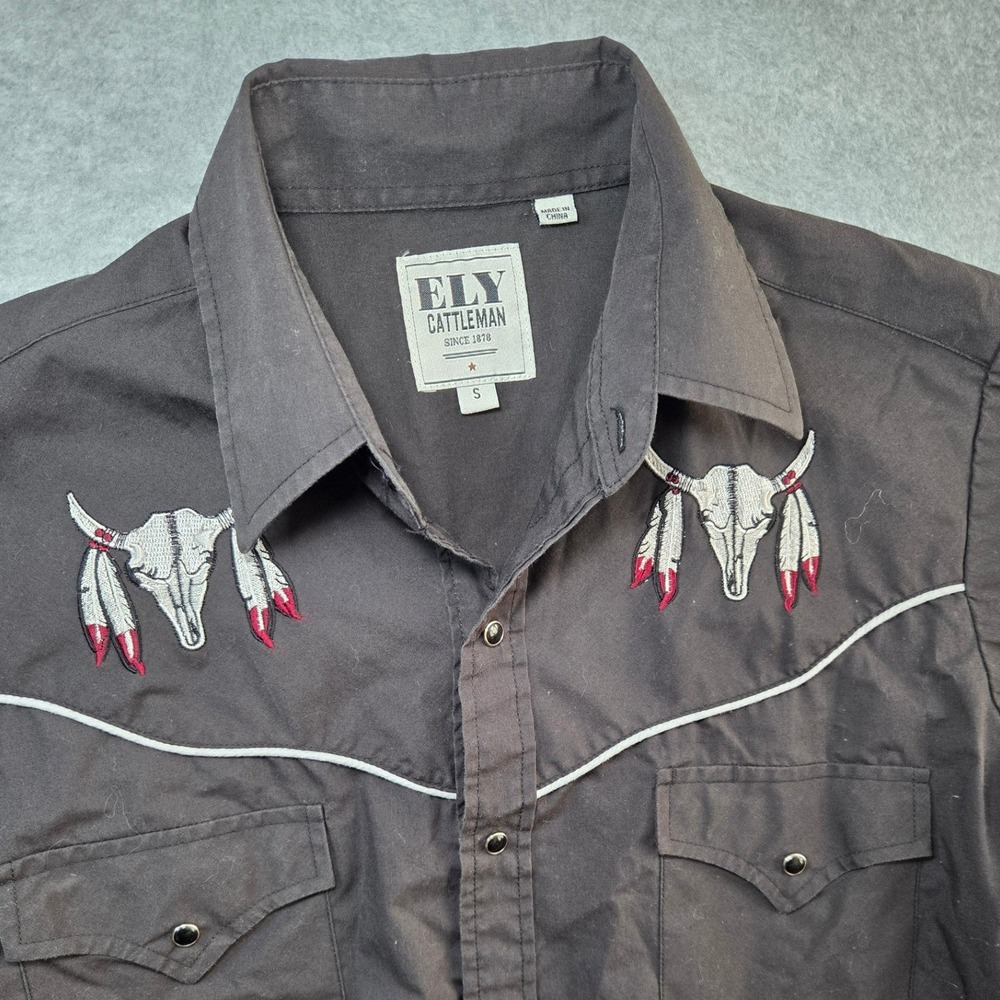 Ely Cattleman Mens Black Western Snap Shirt Bull Skull Embroidery Small